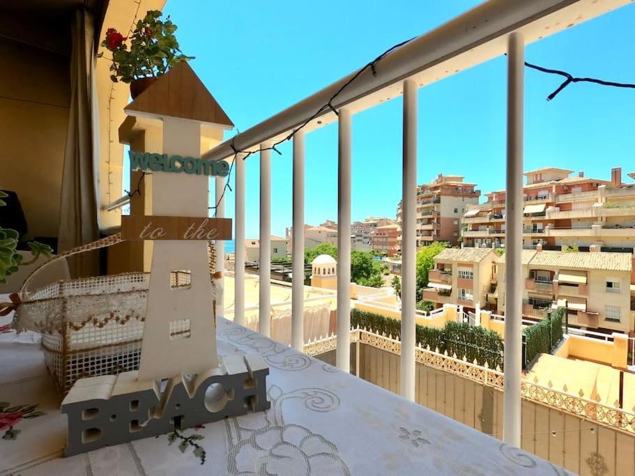 Room With Sea And Mountain Views Habitacion En Piso Compartido Para 1 O 2 Personas Benalmadena Exterior photo