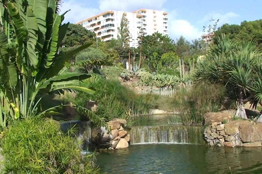 Room With Sea And Mountain Views Habitacion En Piso Compartido Para 1 O 2 Personas Benalmadena Exterior photo